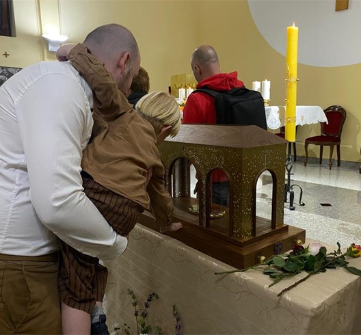 Čašćenje relikvija sv. Male Terezije i njezinih svetih roditelja na zagrebačkom Vrhovcu